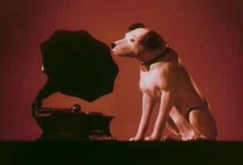 his master's voice -- movie still from movie0.archive.org